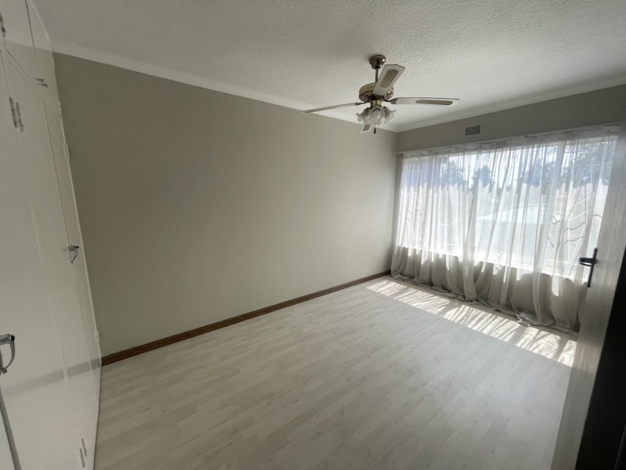 1 Bedroom Property for Sale in Edenvale Central Gauteng