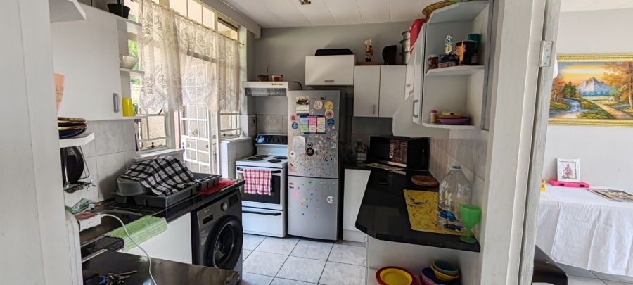 2 Bedroom Property for Sale in Florida Hills Gauteng