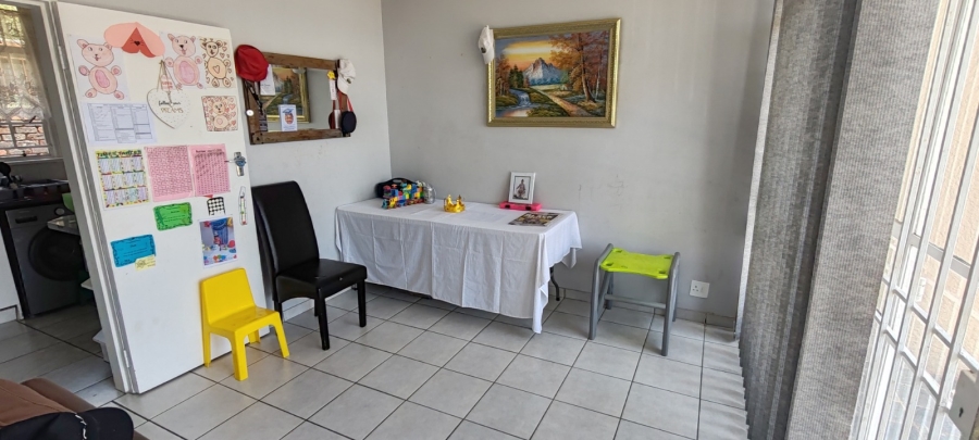 2 Bedroom Property for Sale in Florida Hills Gauteng