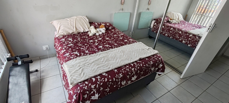 2 Bedroom Property for Sale in Florida Hills Gauteng