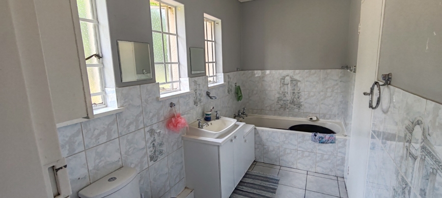 2 Bedroom Property for Sale in Florida Hills Gauteng
