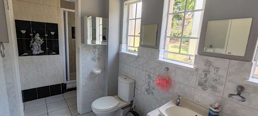 2 Bedroom Property for Sale in Florida Hills Gauteng