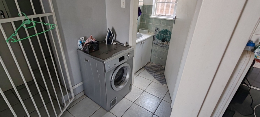 2 Bedroom Property for Sale in Florida Hills Gauteng