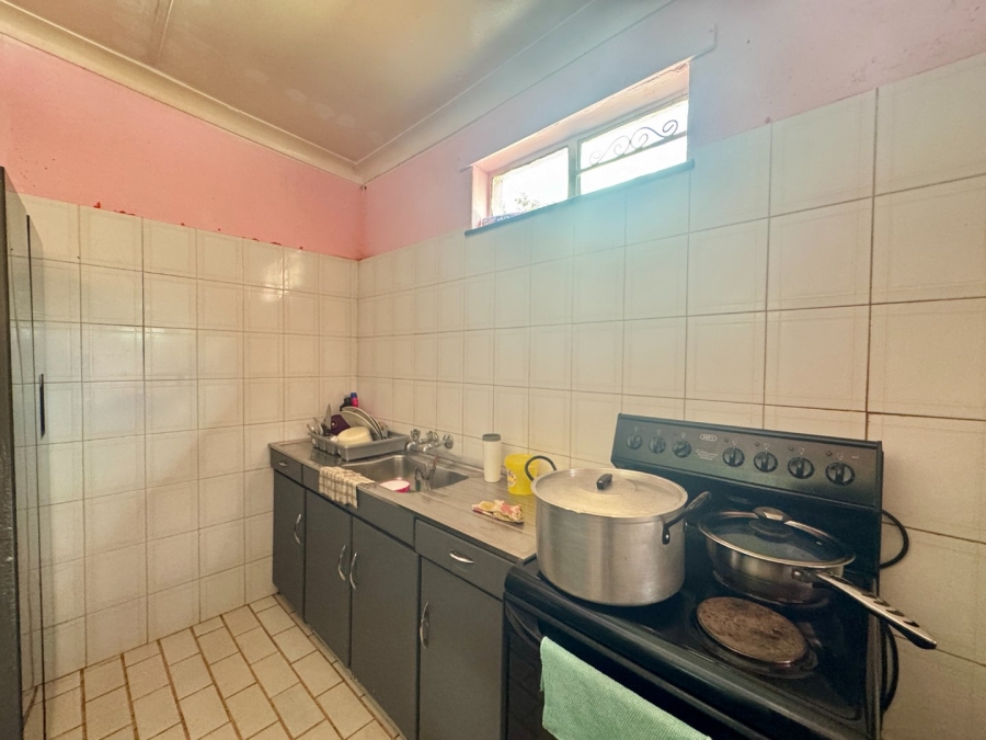 8 Bedroom Property for Sale in Lyttelton Manor Gauteng