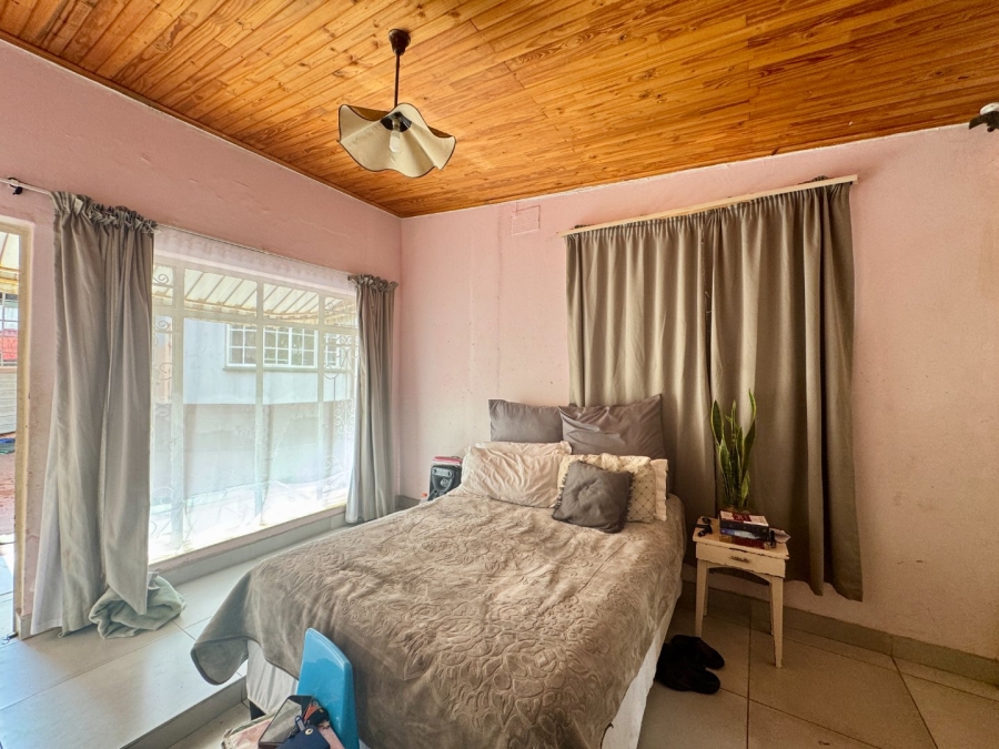 8 Bedroom Property for Sale in Lyttelton Manor Gauteng