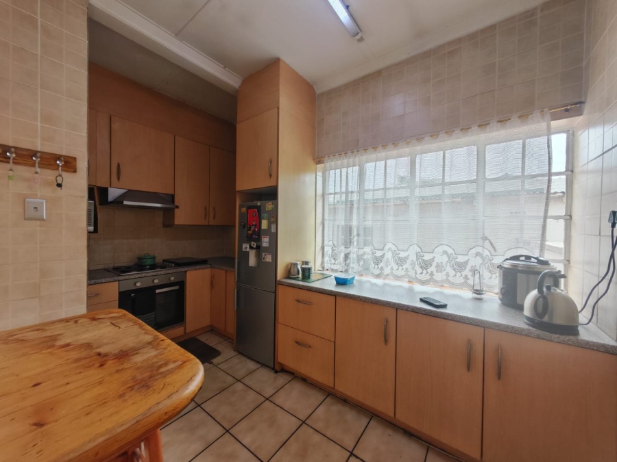 3 Bedroom Property for Sale in Wychwood Gauteng