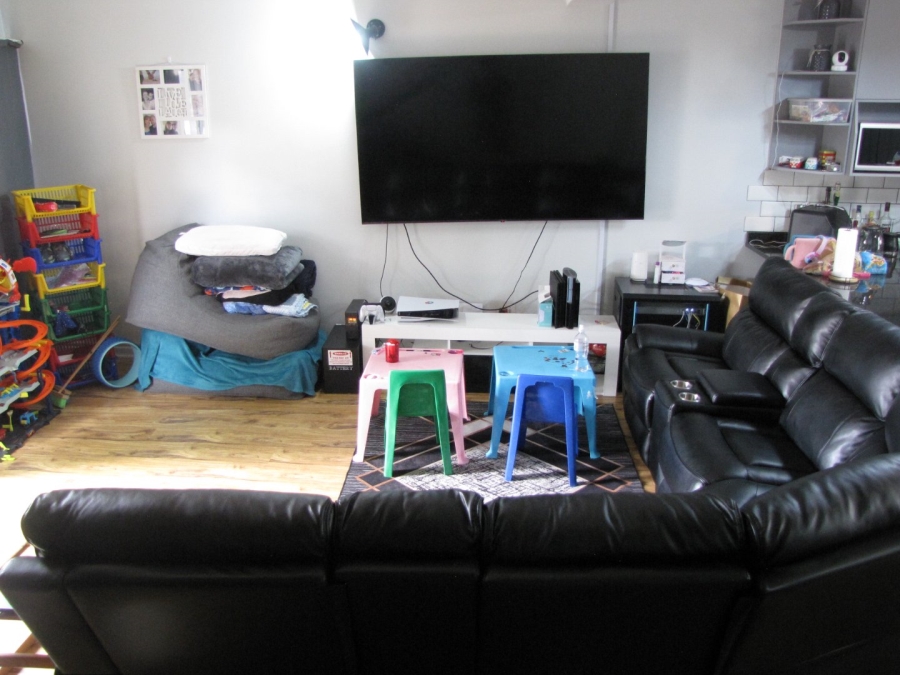 2 Bedroom Property for Sale in Farrarmere Gauteng