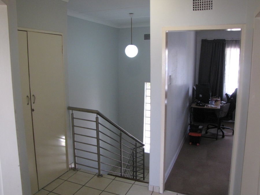 2 Bedroom Property for Sale in Farrarmere Gauteng