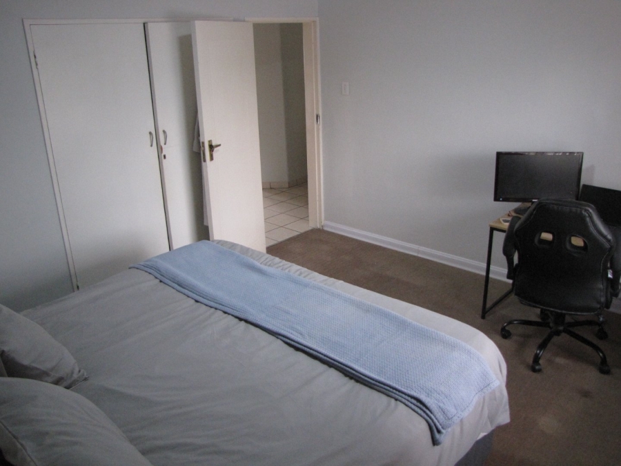 2 Bedroom Property for Sale in Farrarmere Gauteng