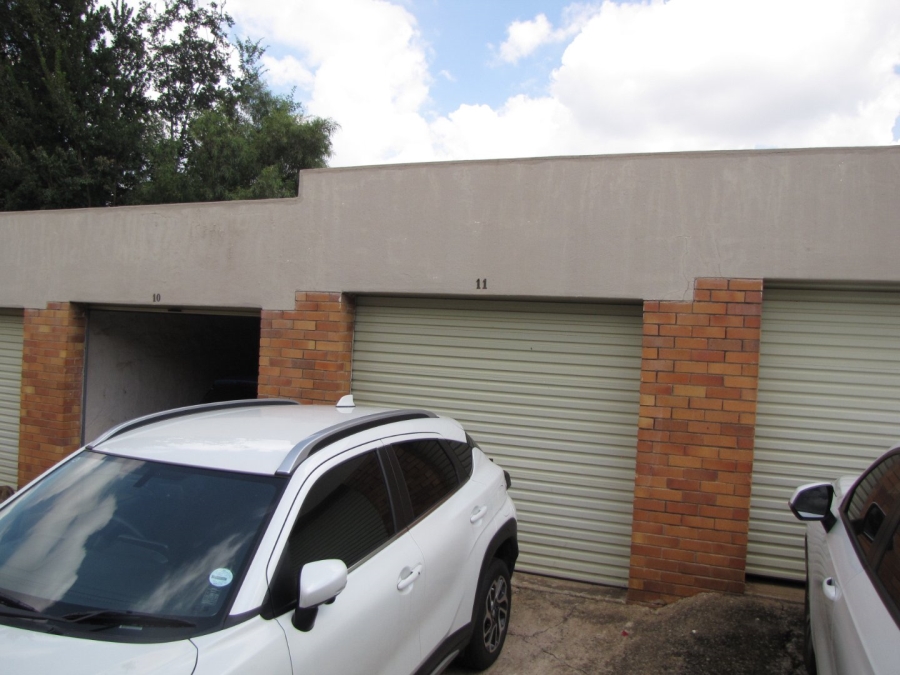 2 Bedroom Property for Sale in Farrarmere Gauteng