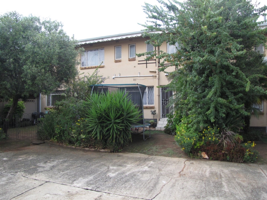 2 Bedroom Property for Sale in Farrarmere Gauteng