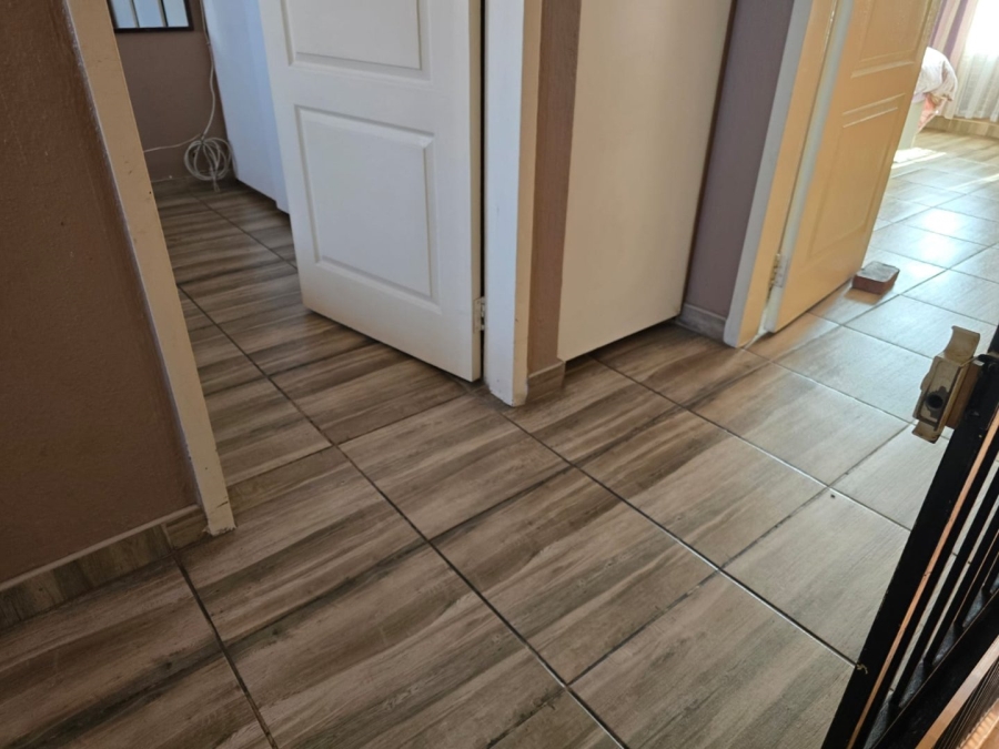 To Let 2 Bedroom Property for Rent in Dayanglen Gauteng