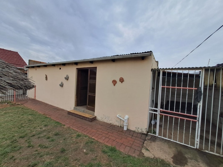 3 Bedroom Property for Sale in Rustivia Gauteng