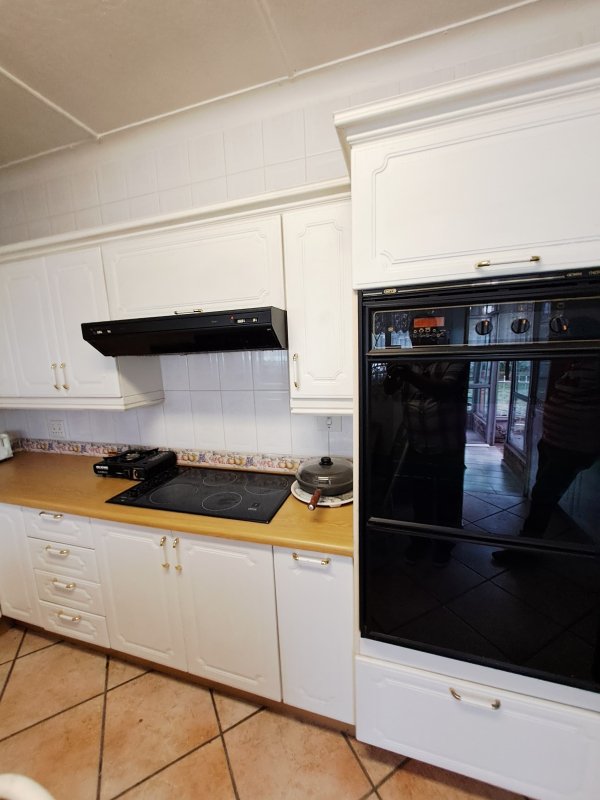 3 Bedroom Property for Sale in Rustivia Gauteng