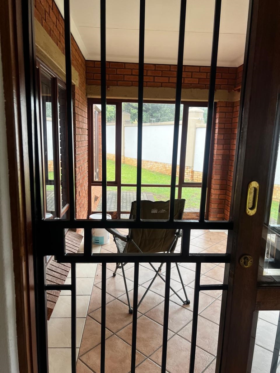 To Let 3 Bedroom Property for Rent in Monavoni Gauteng