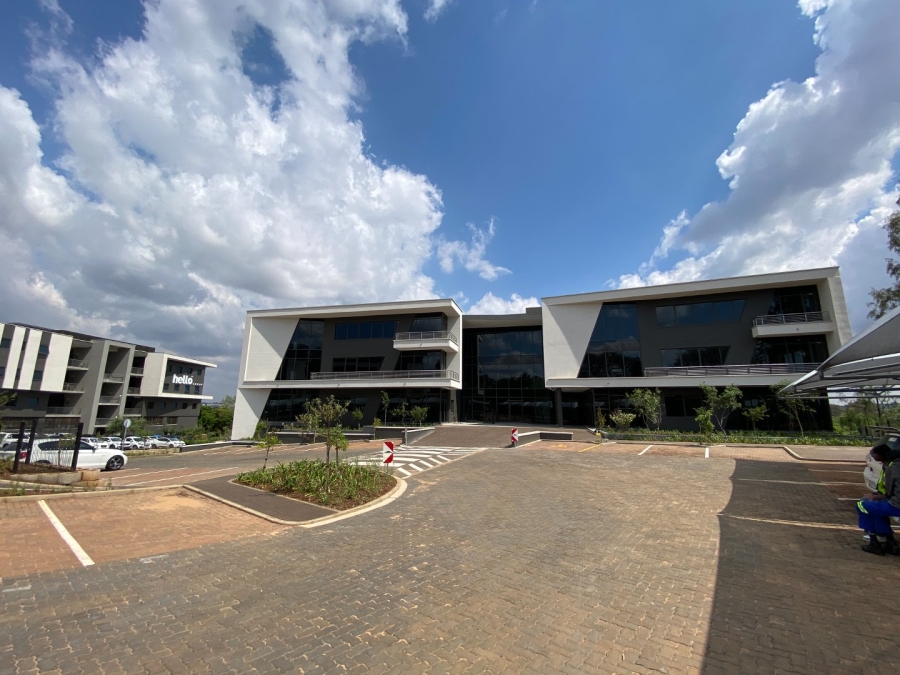 To Let commercial Property for Rent in Die Hoewes Gauteng
