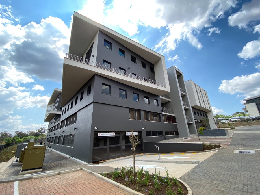 To Let commercial Property for Rent in Die Hoewes Gauteng