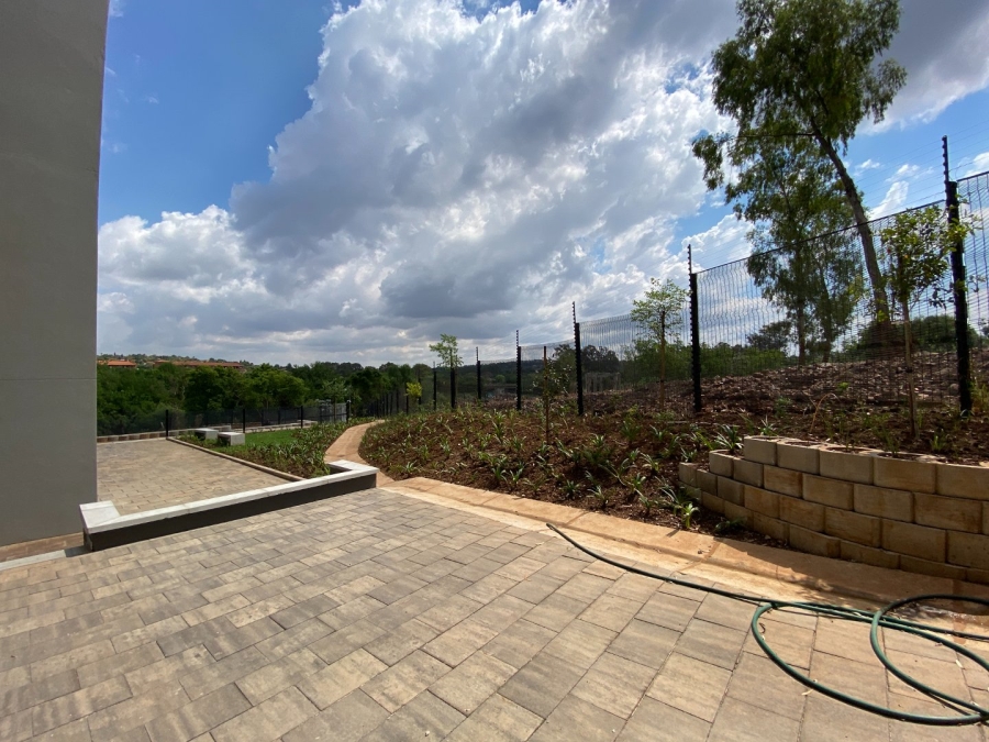 To Let commercial Property for Rent in Die Hoewes Gauteng