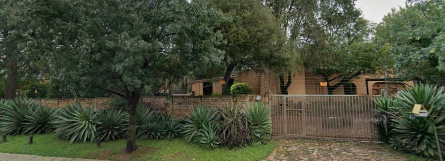5 Bedroom Property for Sale in Buccleuch Gauteng