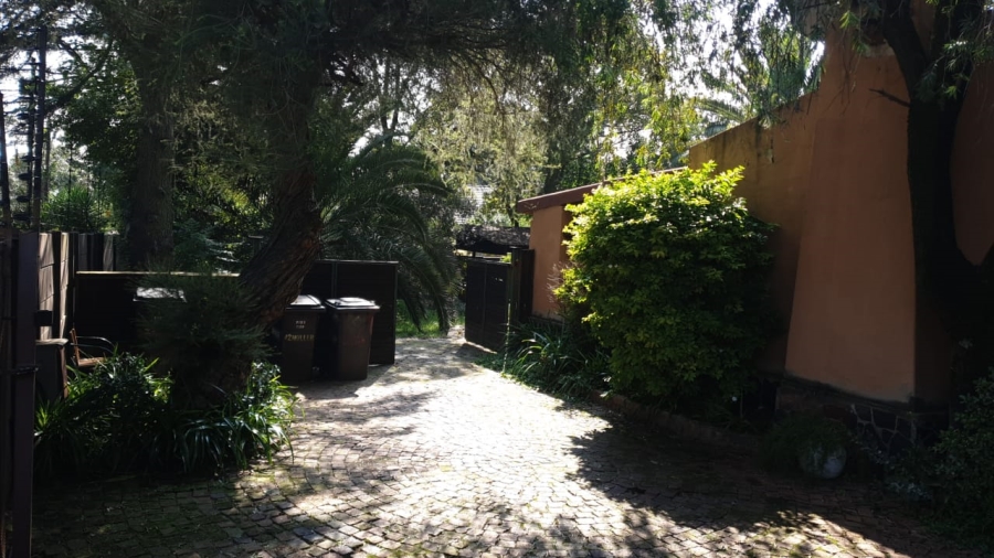 5 Bedroom Property for Sale in Buccleuch Gauteng