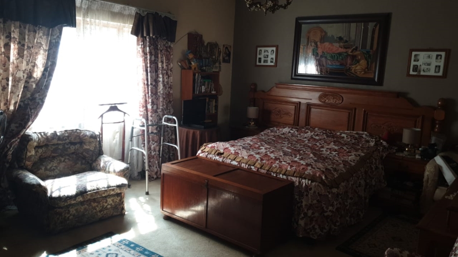 5 Bedroom Property for Sale in Buccleuch Gauteng