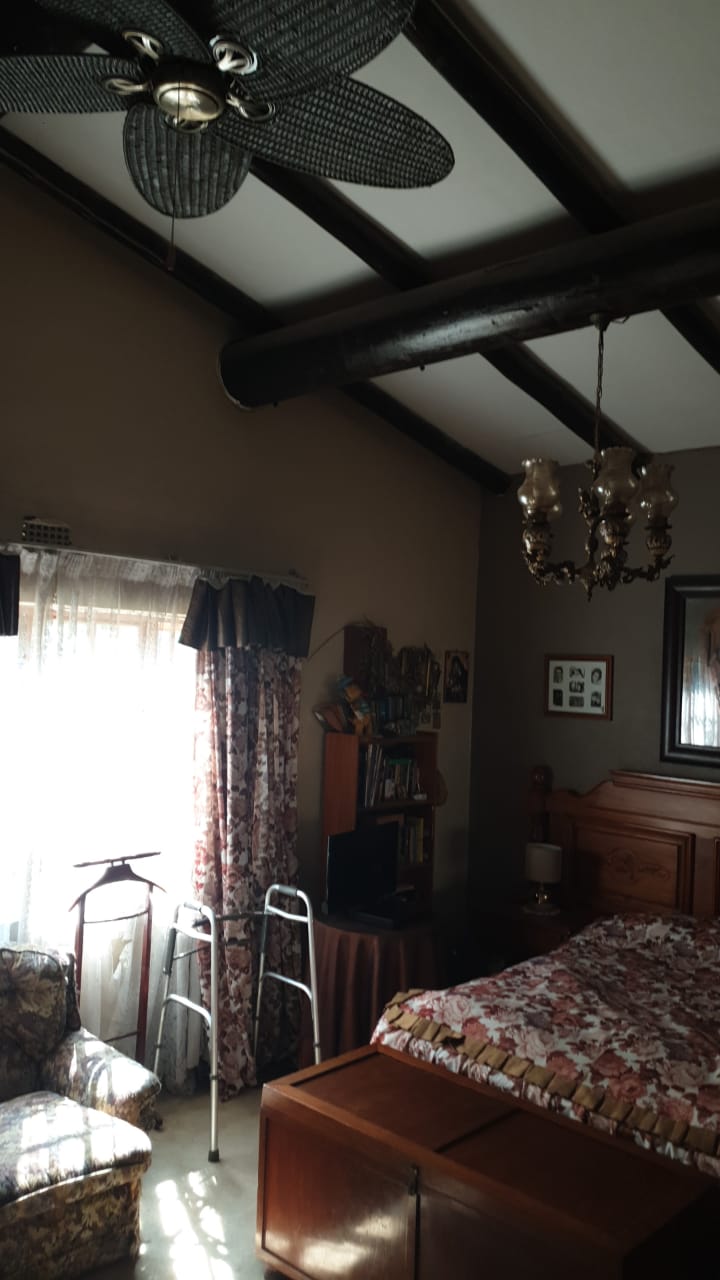 5 Bedroom Property for Sale in Buccleuch Gauteng