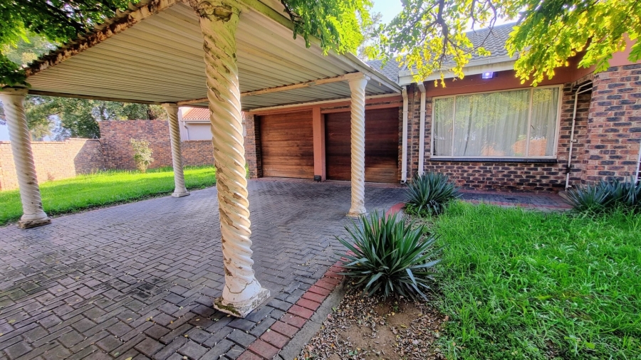 3 Bedroom Property for Sale in Arcon Park Gauteng