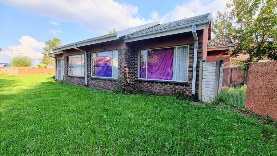 3 Bedroom Property for Sale in Arcon Park Gauteng