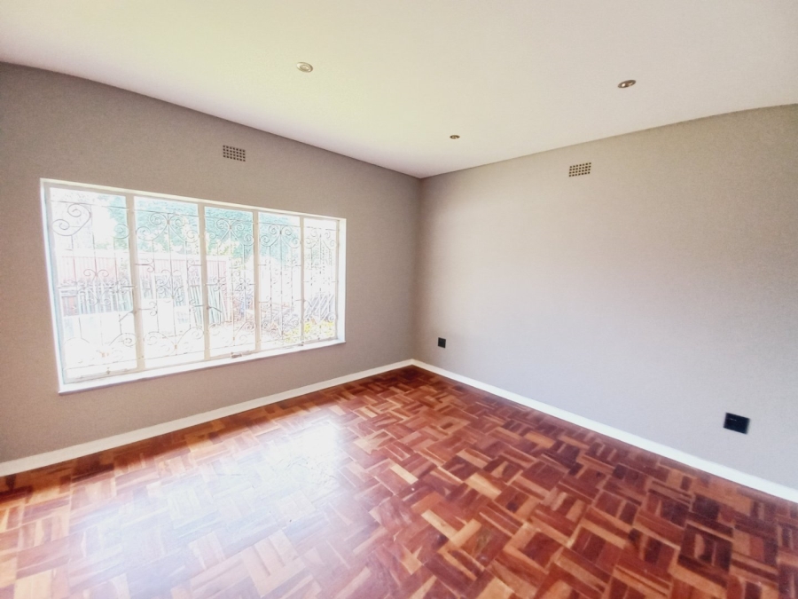  Bedroom Property for Sale in Sunnyridge Gauteng