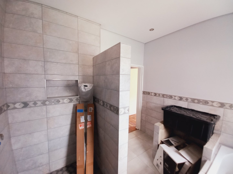  Bedroom Property for Sale in Sunnyridge Gauteng