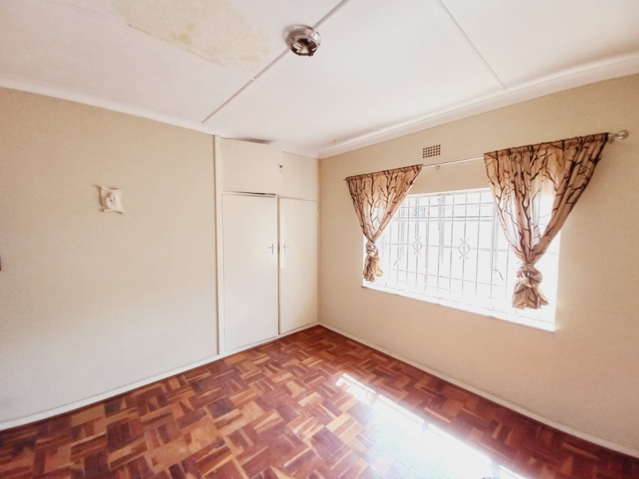  Bedroom Property for Sale in Sunnyridge Gauteng
