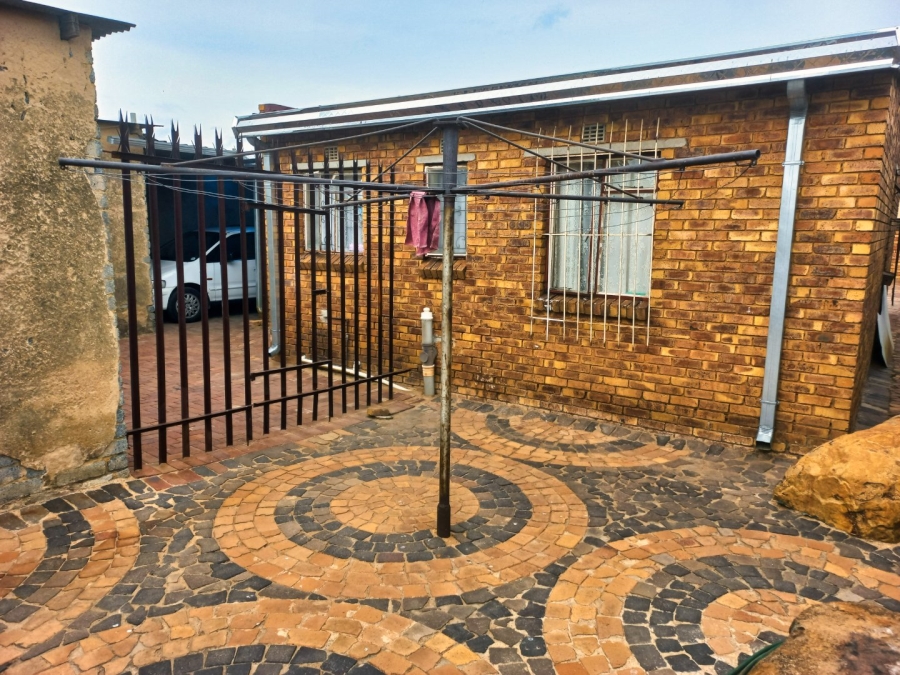 3 Bedroom Property for Sale in Geluksdal Gauteng