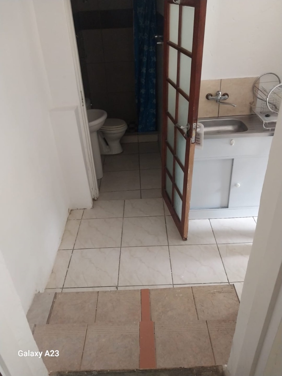 To Let 1 Bedroom Property for Rent in Sandton Central Gauteng