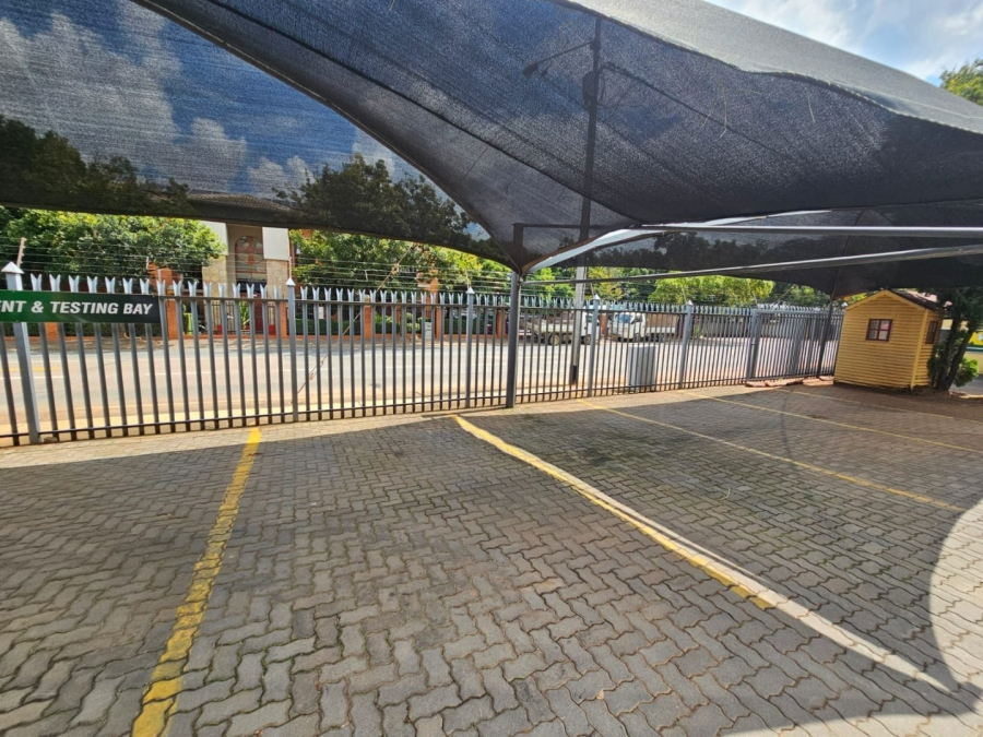 To Let commercial Property for Rent in Clubview Gauteng