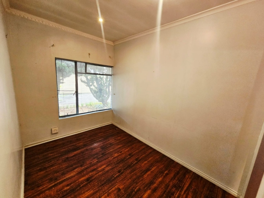 To Let commercial Property for Rent in Clubview Gauteng