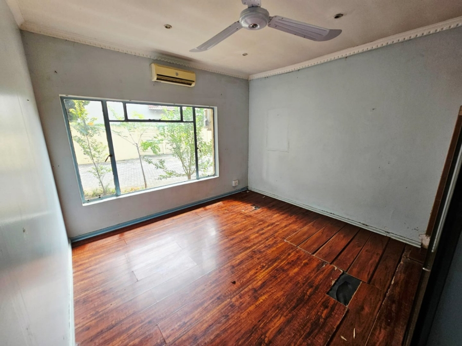 To Let commercial Property for Rent in Clubview Gauteng