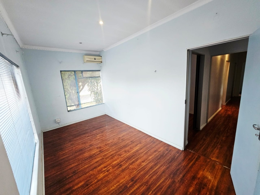 To Let commercial Property for Rent in Clubview Gauteng