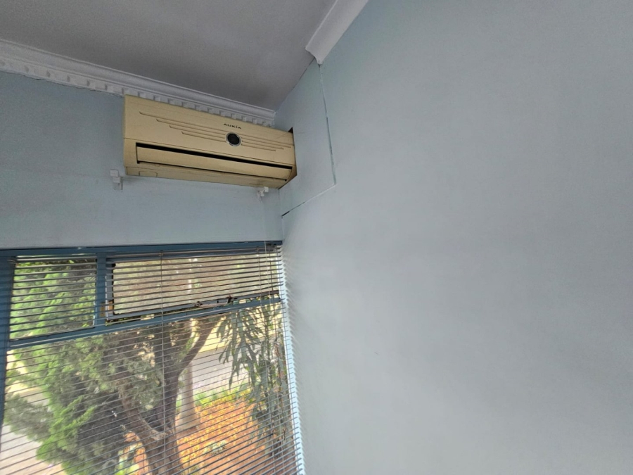 To Let commercial Property for Rent in Clubview Gauteng