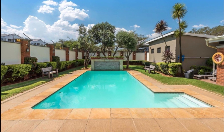 2 Bedroom Property for Sale in Greenstone Hill Gauteng