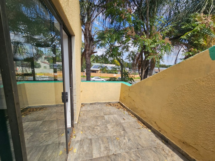 To Let commercial Property for Rent in Clubview Gauteng