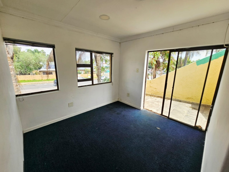 To Let commercial Property for Rent in Clubview Gauteng