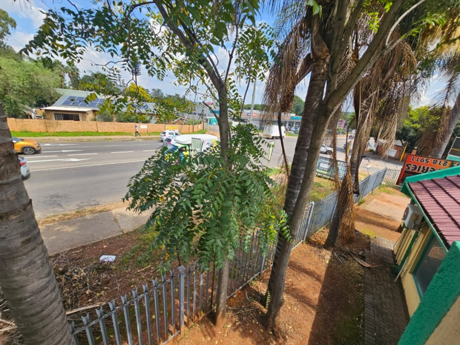 To Let commercial Property for Rent in Clubview Gauteng