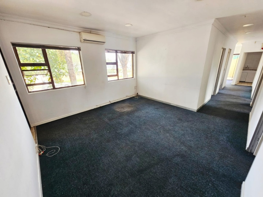 To Let commercial Property for Rent in Clubview Gauteng