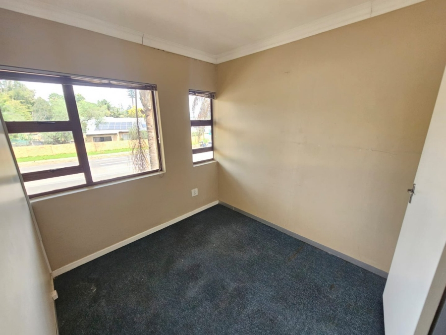 To Let commercial Property for Rent in Clubview Gauteng