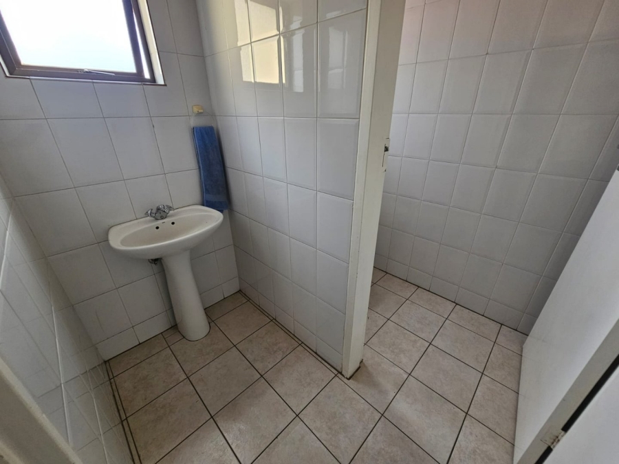 To Let commercial Property for Rent in Clubview Gauteng