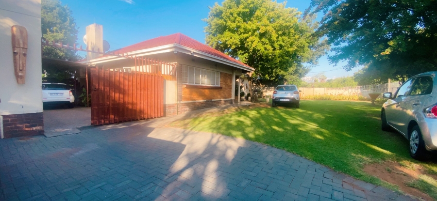 3 Bedroom Property for Sale in Risiville Gauteng