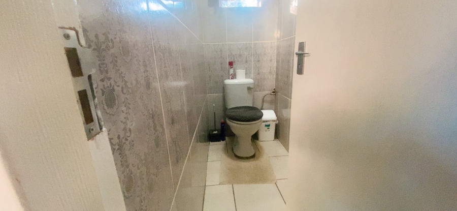 3 Bedroom Property for Sale in Risiville Gauteng