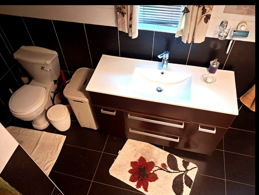 4 Bedroom Property for Sale in The Reeds Gauteng