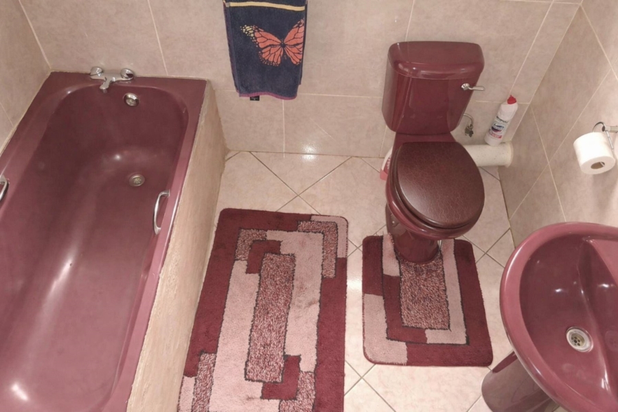 4 Bedroom Property for Sale in The Reeds Gauteng