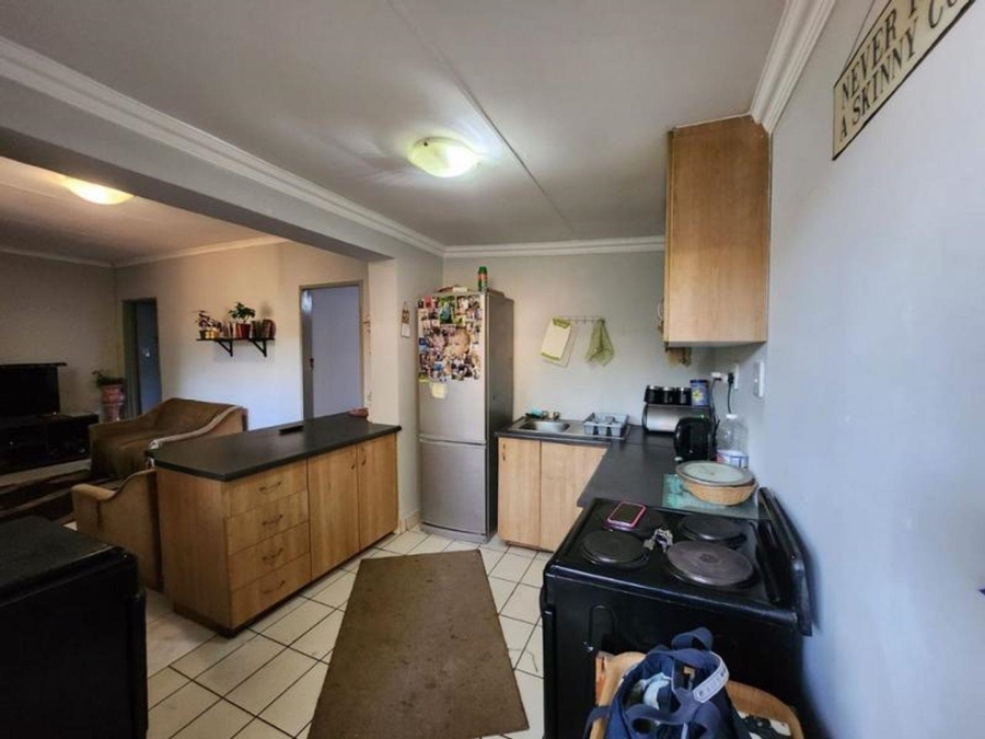 6 Bedroom Property for Sale in Magalieskruin Gauteng